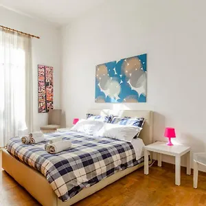  Appartement Casa Michelangelo Italië